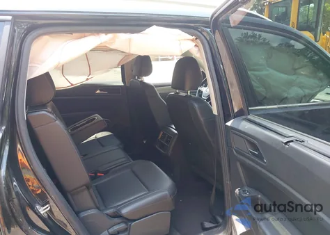 2018 Volkswagen Atlas 3.6L V6 Se from USA, damaged, VIN 1V2KR2CA4JC569589